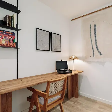 - 1 Bedroom And Terrace In Sant Gervasi アパート