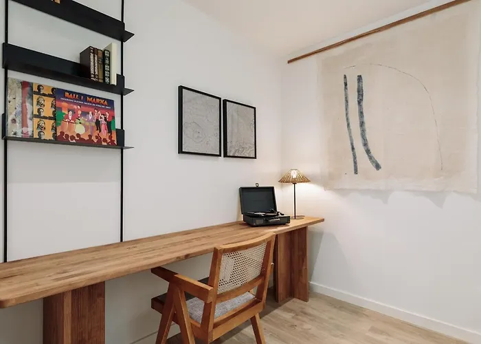 - 1 Bedroom And Terrace In Sant Gervasi アパート
